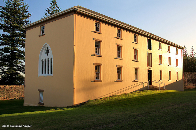 9087817173_04025f7212_z